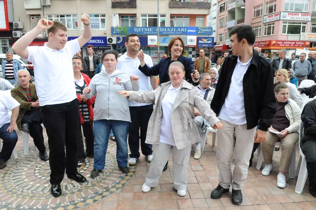 İzmit Belediyesi\'nden Engellilere Özel Program