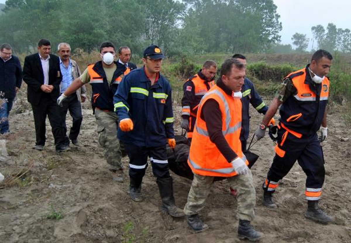 Köprü Faciasının 38'inci Gününde 9'uncu Ceset Bulundu