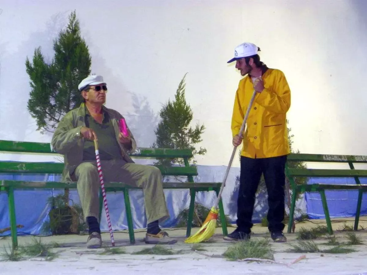 Makü Öğrencilerinden Tiyatro Oyunu