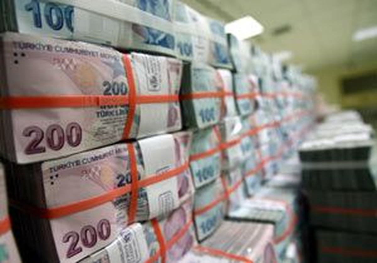 Merkez, Piyasaya 4 Milyar Lira Verdi