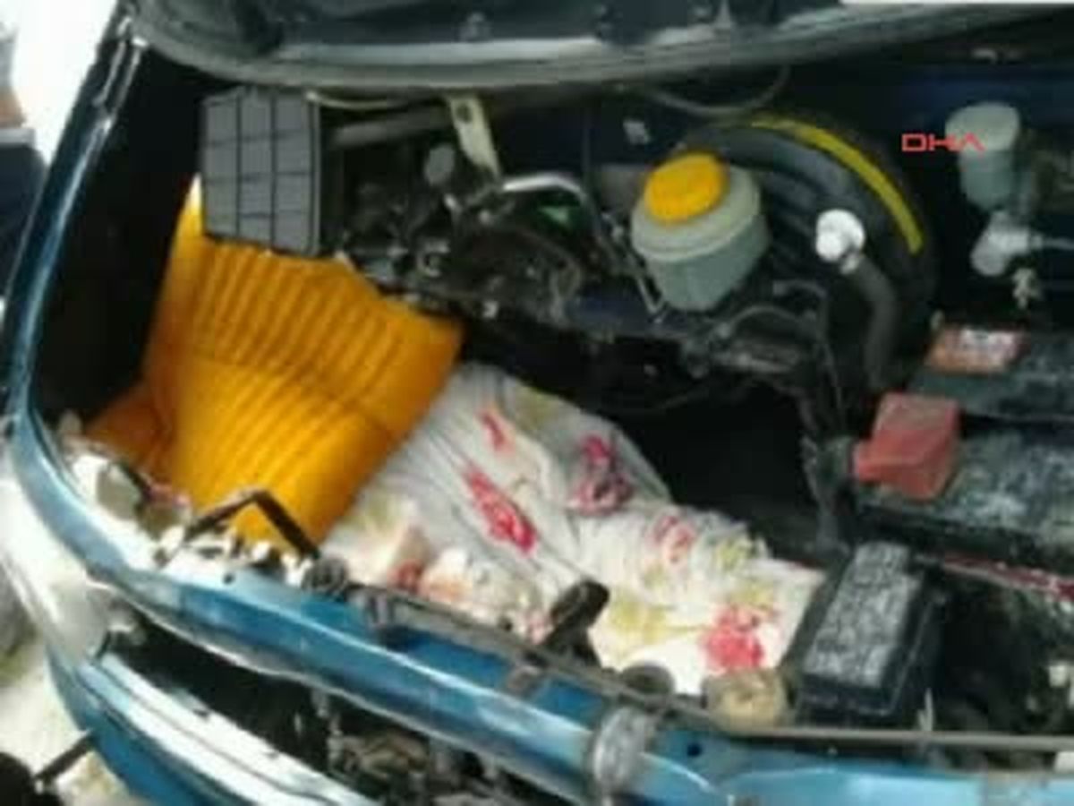 Motor Bölmesinde 20 Saat Yolculuk Eden Genç Az Daha Ölüyordu