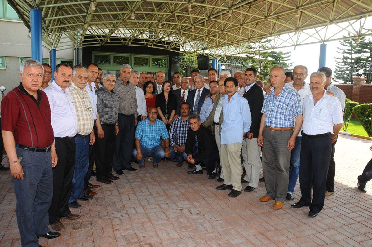 Muhtarlardan Aldırmaz\'a Sürpriz Karşılama
