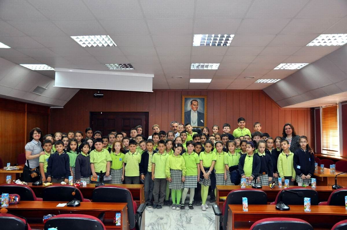 Öğrenciler Odunpazarı Belediyesi\'ni Ziyaret Ettiler