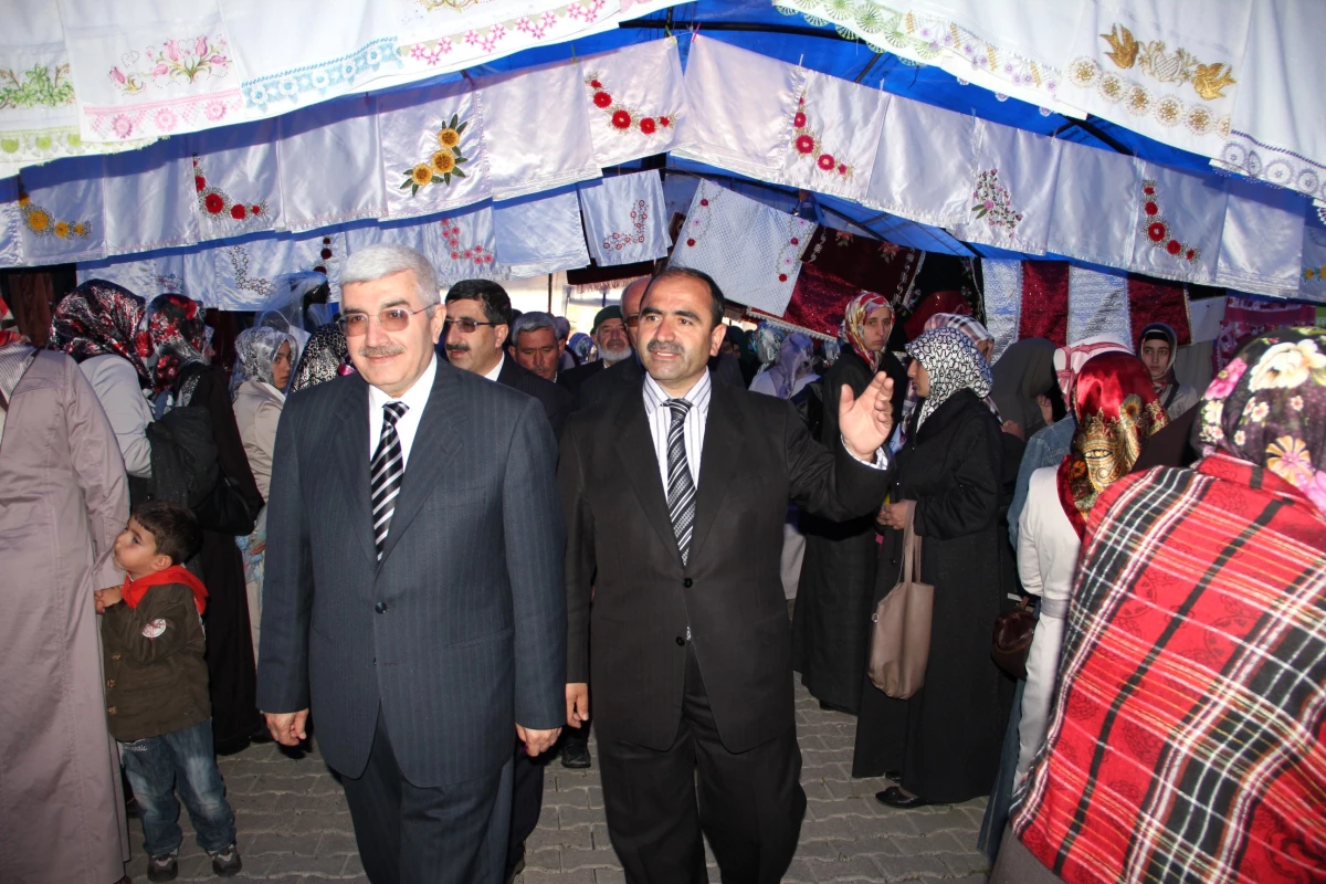 Oltu Halitpaşa Kız Öğrenci Yurdundan Kermes