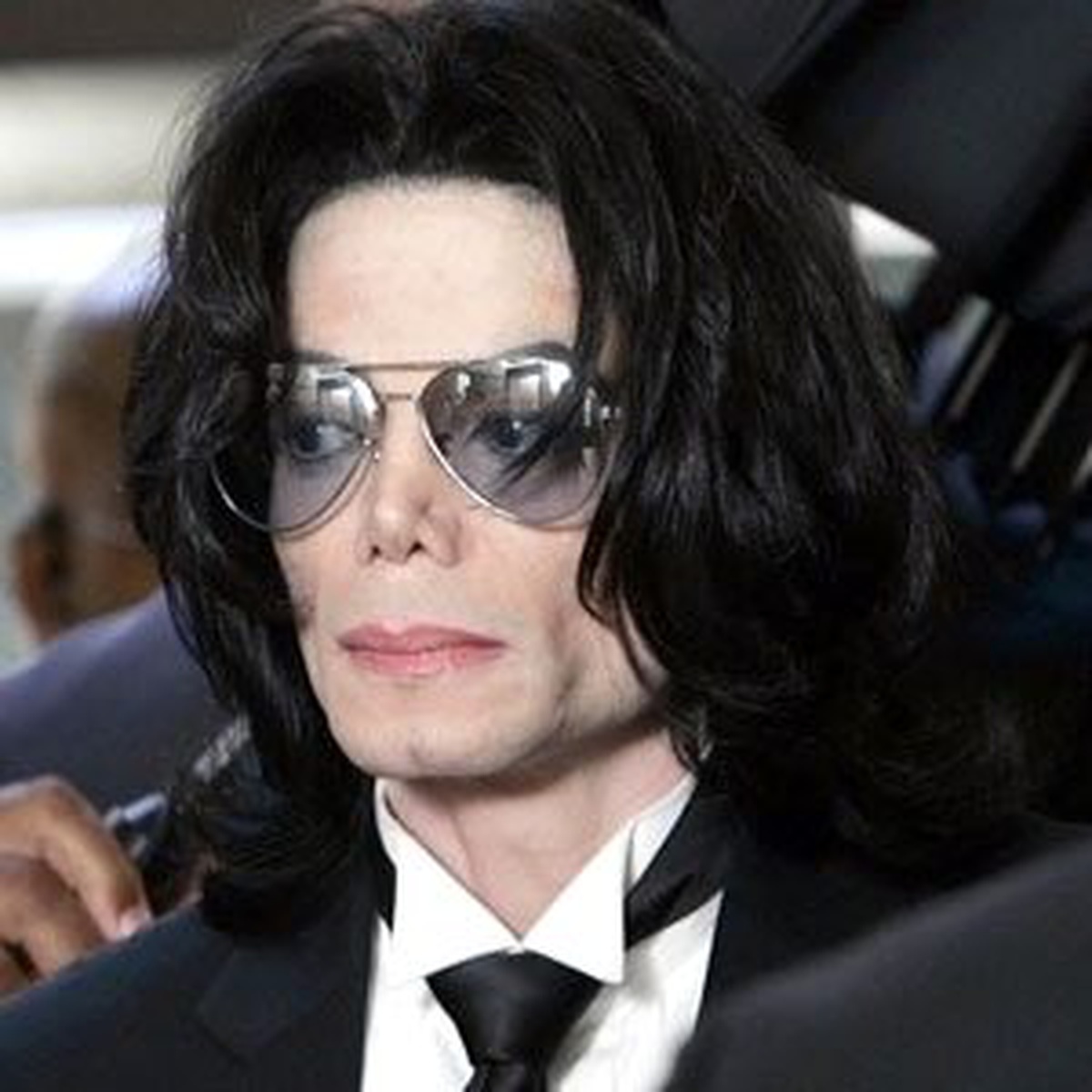 'Popun Kralı' Jackson'ın Kostümleri Satılmadan Önce Sergilenecek