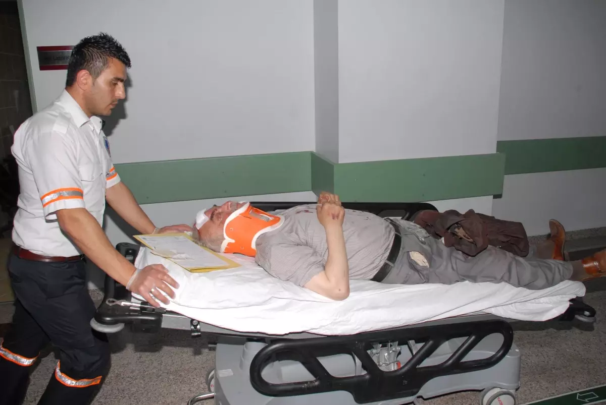 Samsun\'da Trafik Kazası: 6 Yaralı