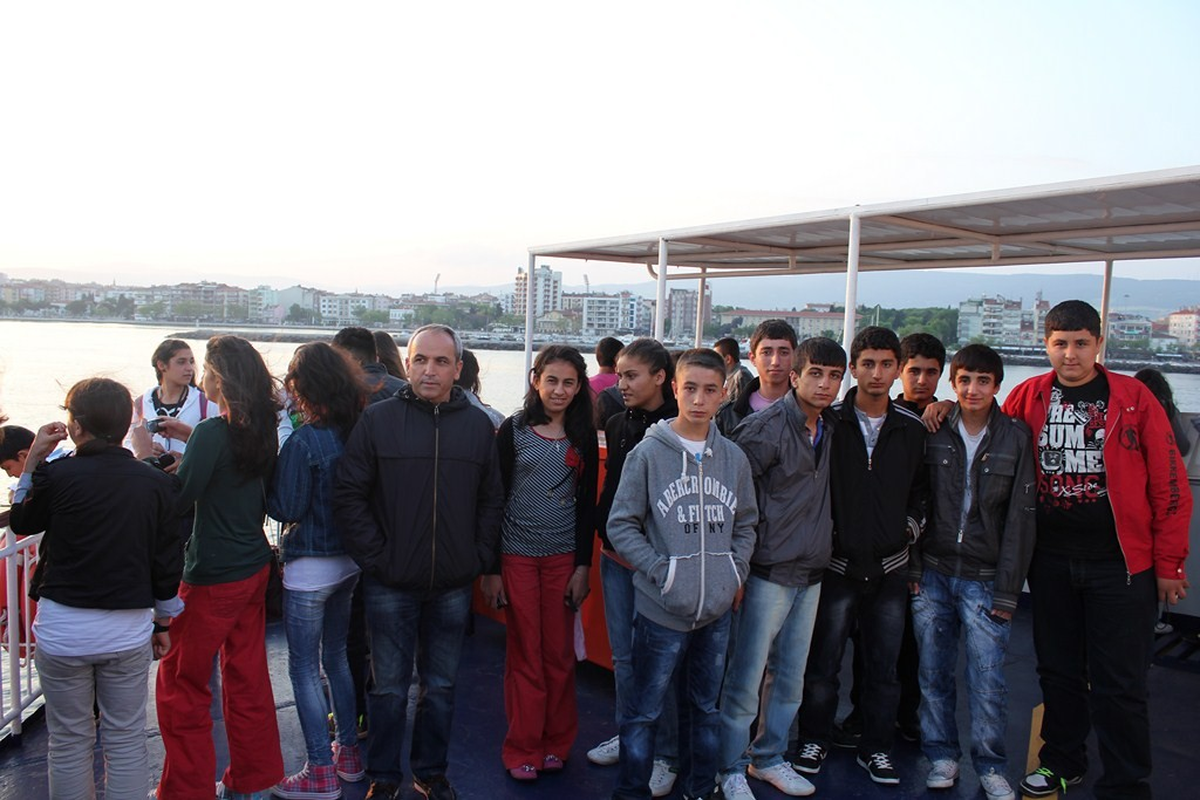 Sart Belediyesi Öğrencileri Çanakkale\'ye Götürdü