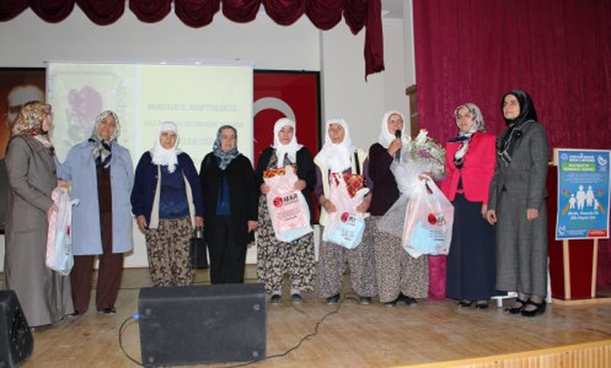 Şehit Annelerinin Anneler Gününü Kutlandı