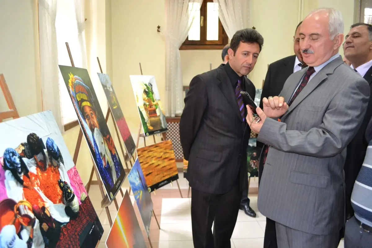 Tarım ve İnsan Konulu Fotoğraf Sergisi Açıldı