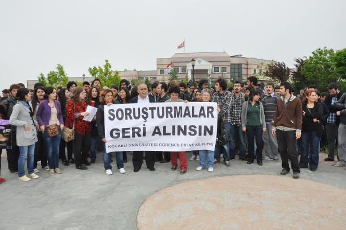 Üniversite Öğrencilerinden, Gözaltı ve Soruşturmalara Protesto