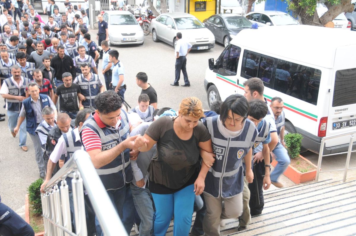 Uyuşturucu Zanlıları Adliyede