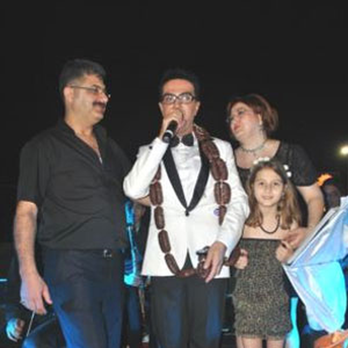 Yılmaz Morgül\'e Sucuktan Kolye