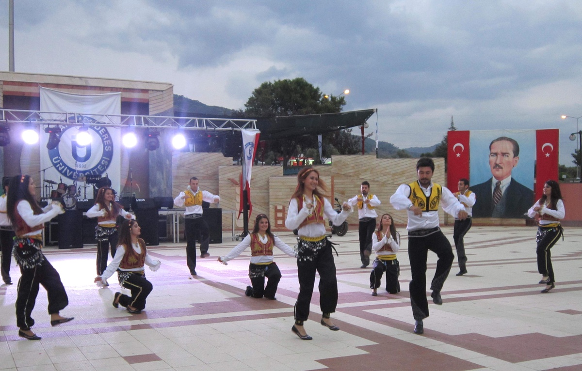 Adü Pop-Rock Yarışmasında Kuyucak Myo Damgası