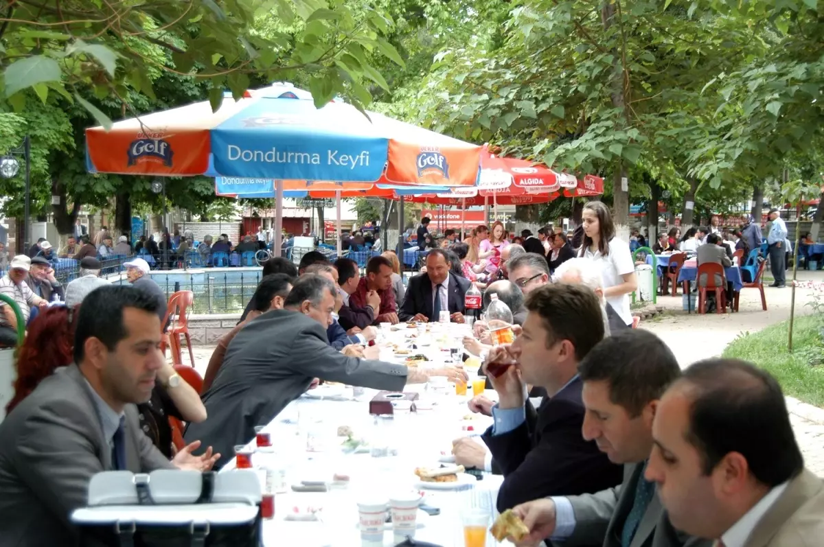 Başkan Kaya Malkara Anadolu Lisesini Düzenlediği Kermese Katıldı