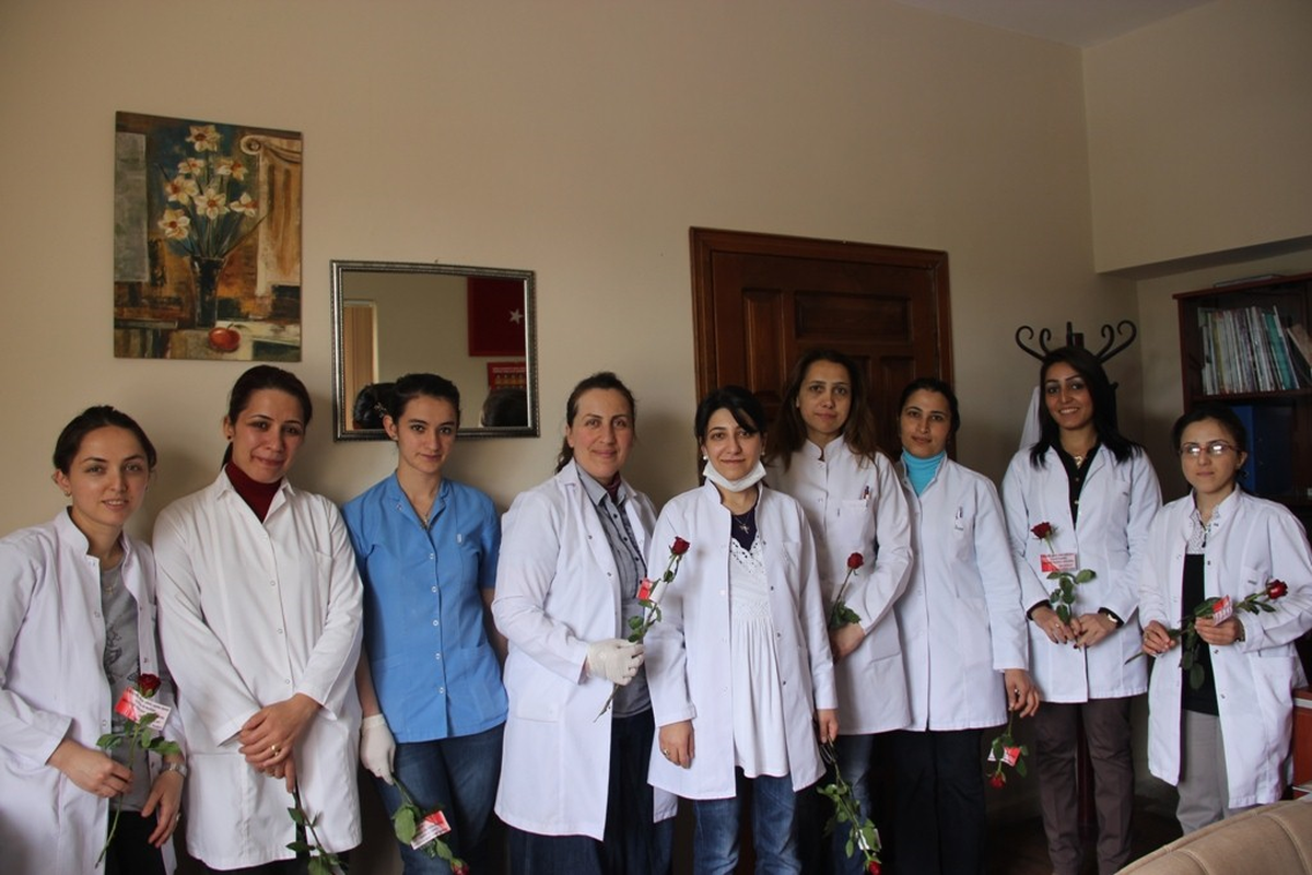Bayburt Belediyesi Hemşireleri Unutmadı