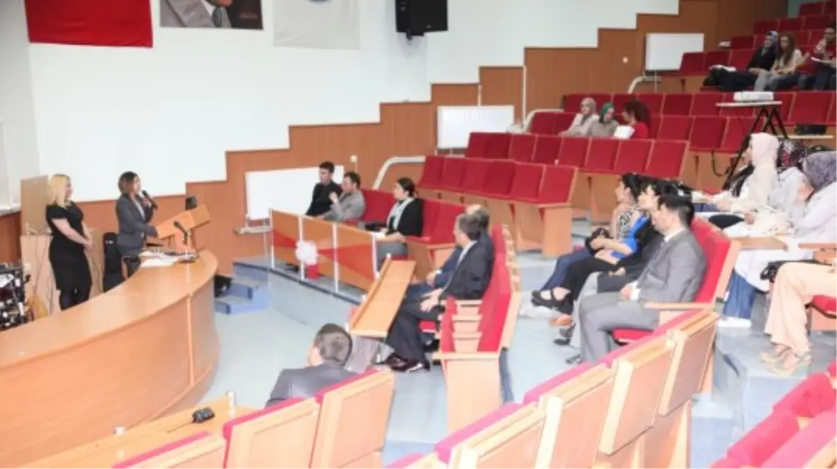 "Bir Bilim, Sanat ve Meslek Olarak Hemşirelik\'