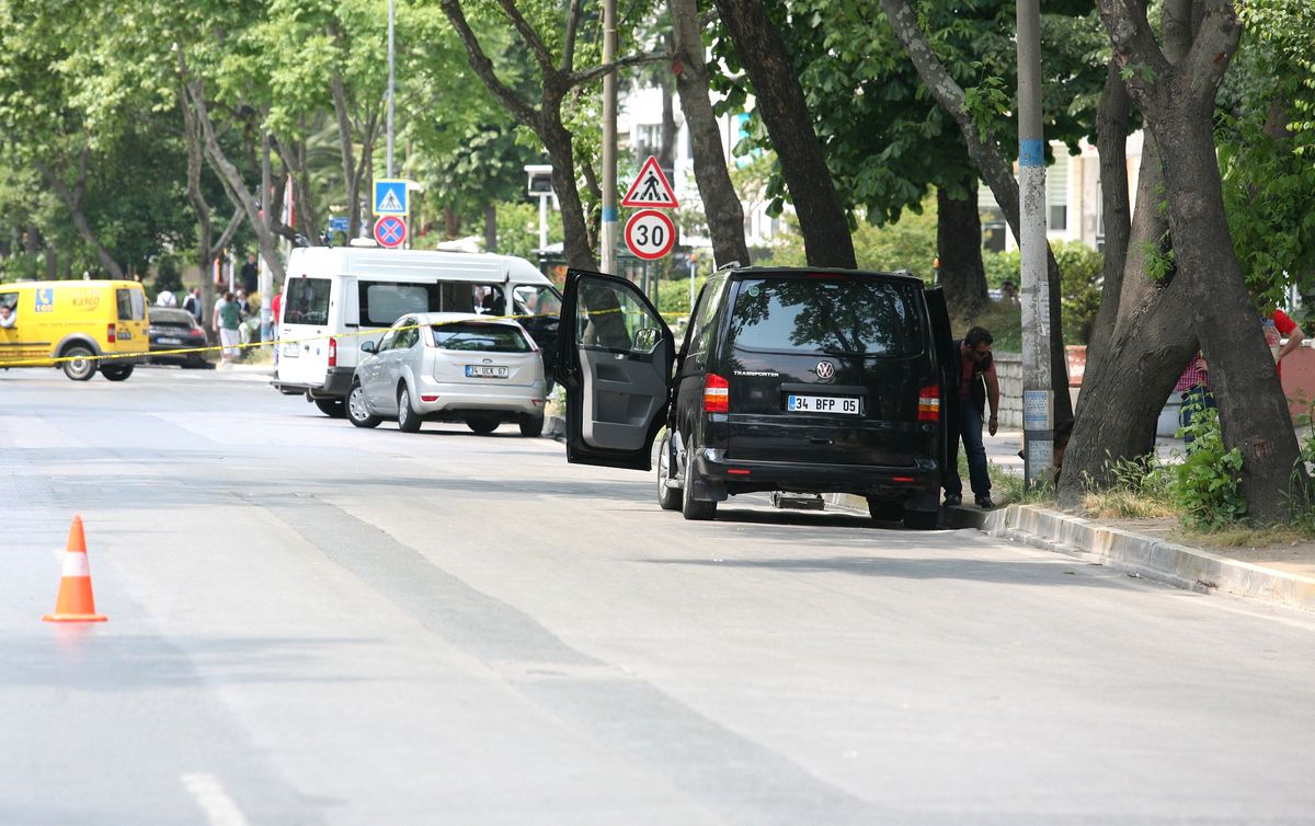 Bomba İhbarı Yapılan Araçtan Tehdit Notu Çıktı