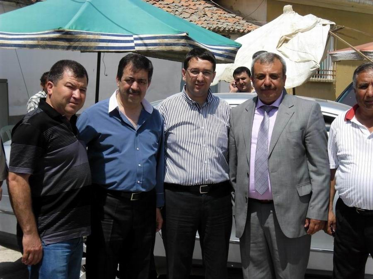 Burhaniye\'de Ak Partililer Köy Hayırlarına Katıldı