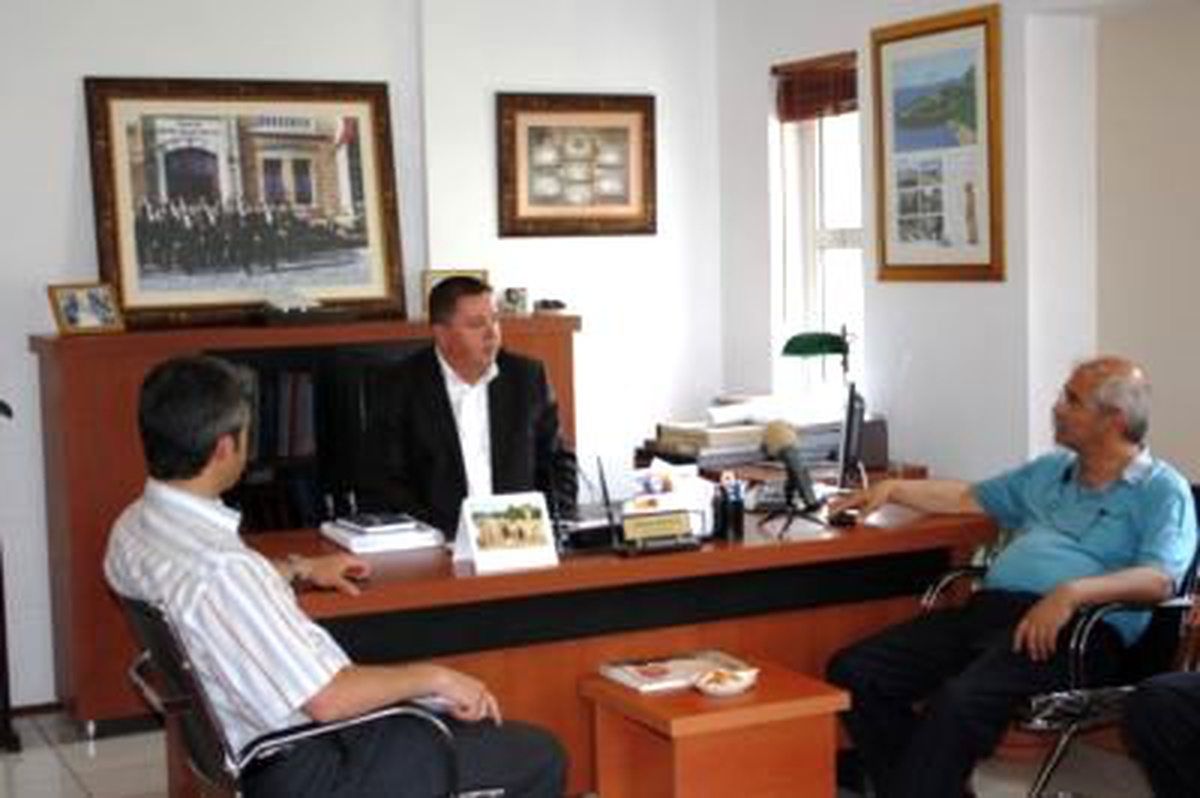 CHP Muğla Milletvekili Nurettin Demir Marmaris Ticaret Odası'nı Ziyaret Etti