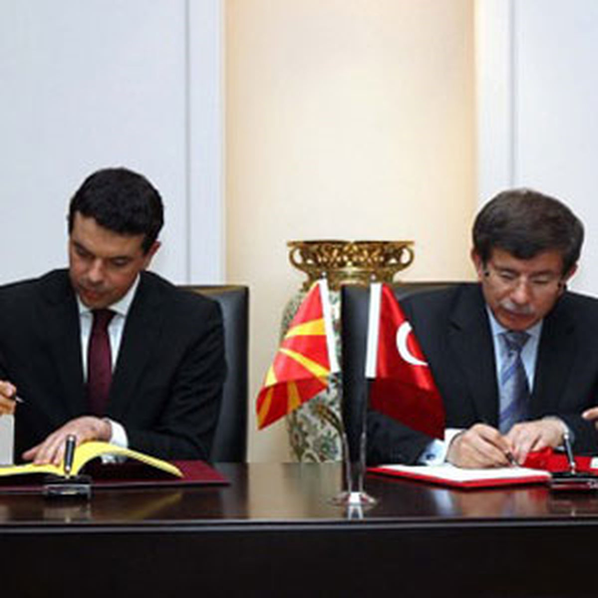 Davutoğlu-Poposki Ortak Basın Toplantısı
