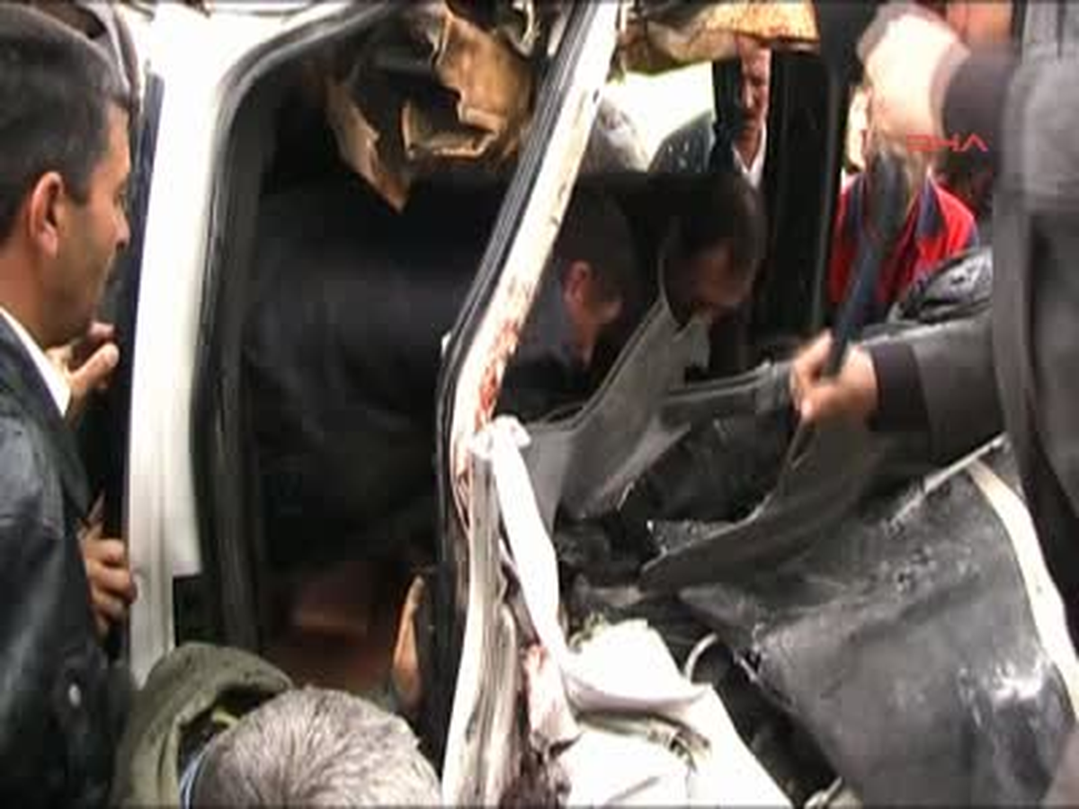 Doğubayazıt\'ta Trafik Kazası: 5 Ölü