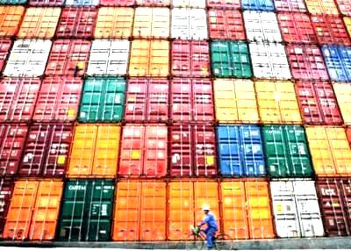 İngiltere\'de Dış Ticaret Açığı Düştü