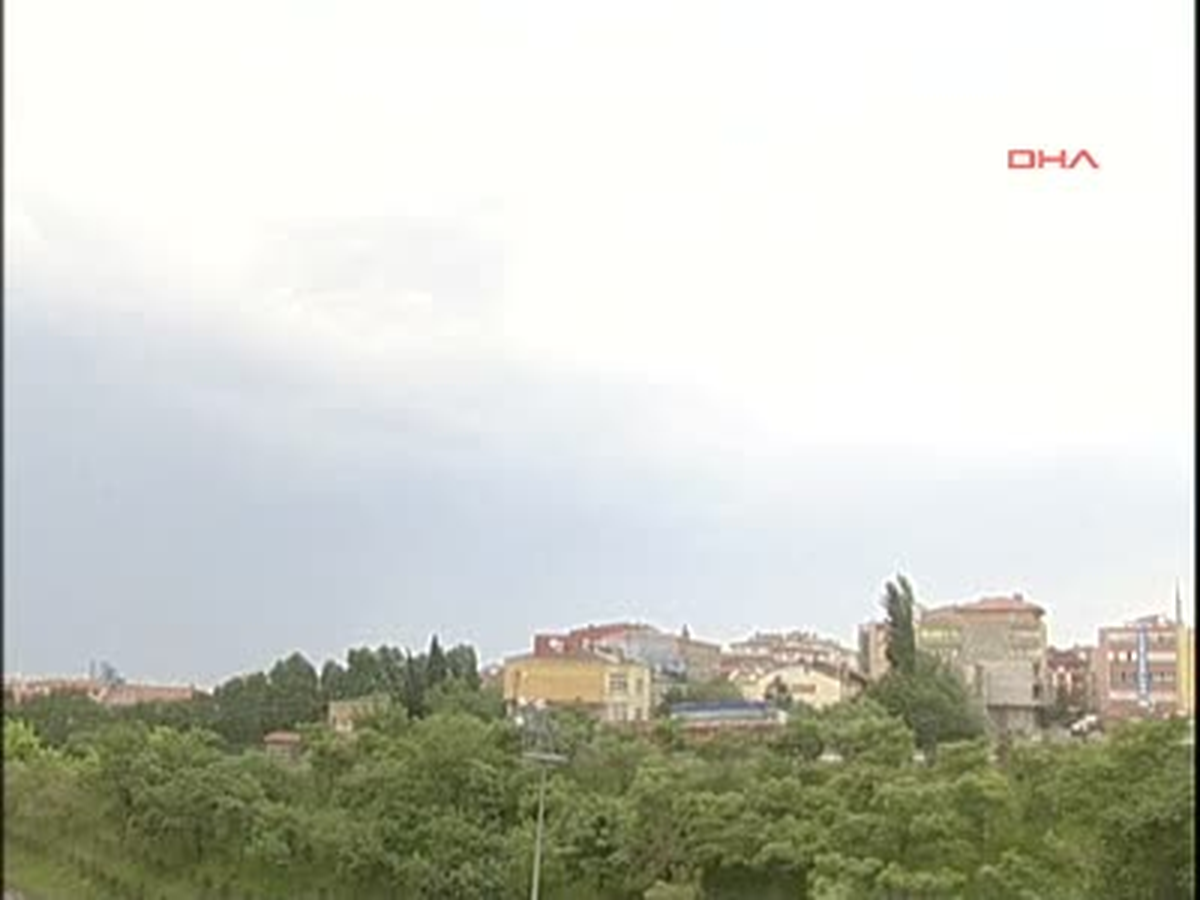 İstanbul\'da Korkutan Hava Değişimi