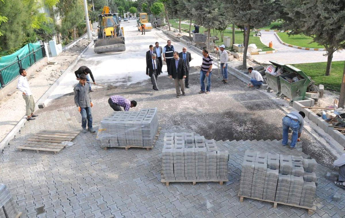 Karaköprü\'de Alt Yapı Çalışmaları Devam Ediyor