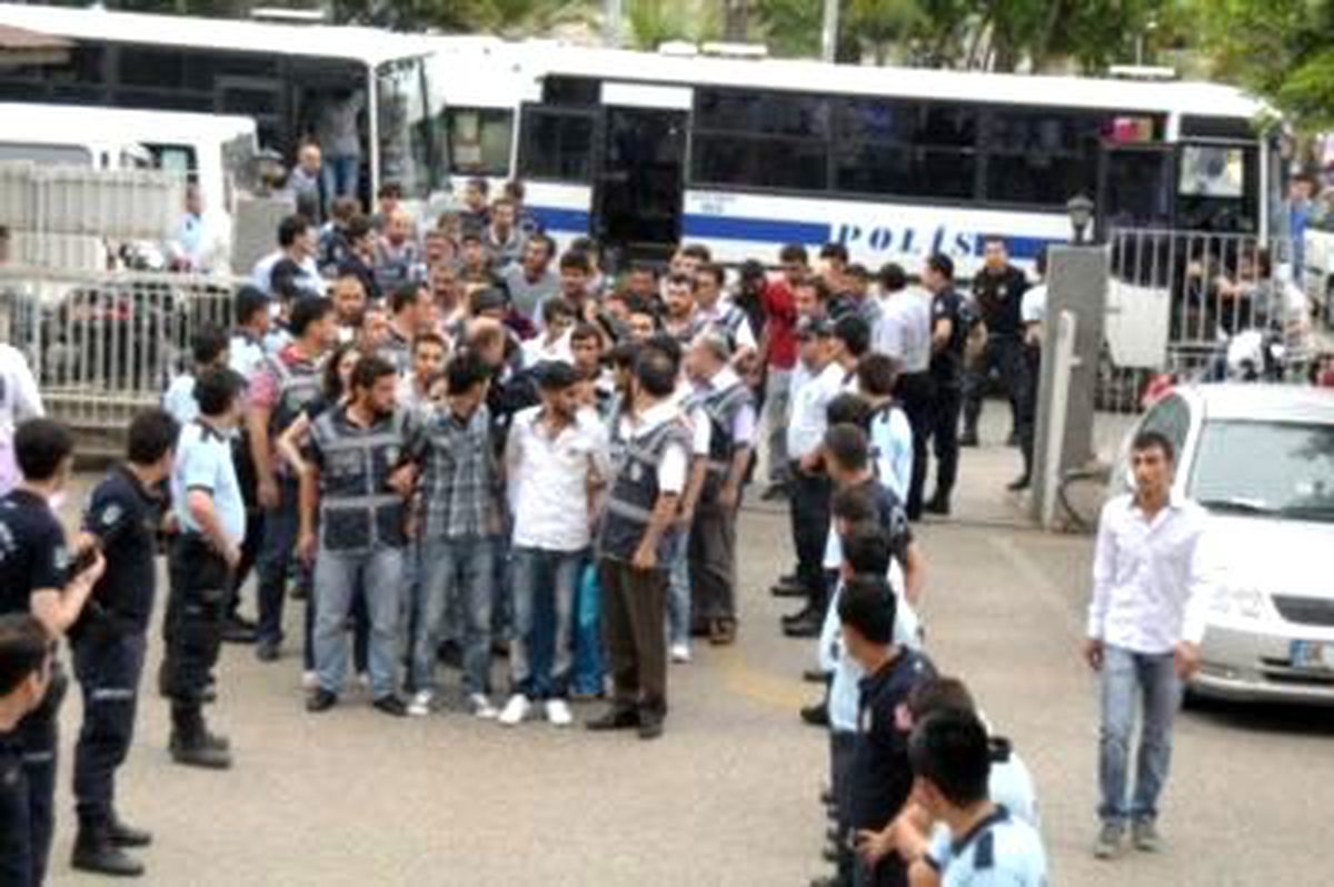 Mersin\'deki Uyuşturucu Operasyonunda 37 Kişi Tutuklandı