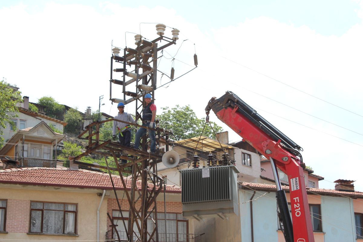 Mudurnu\'da Trafo Bakımı Başladı