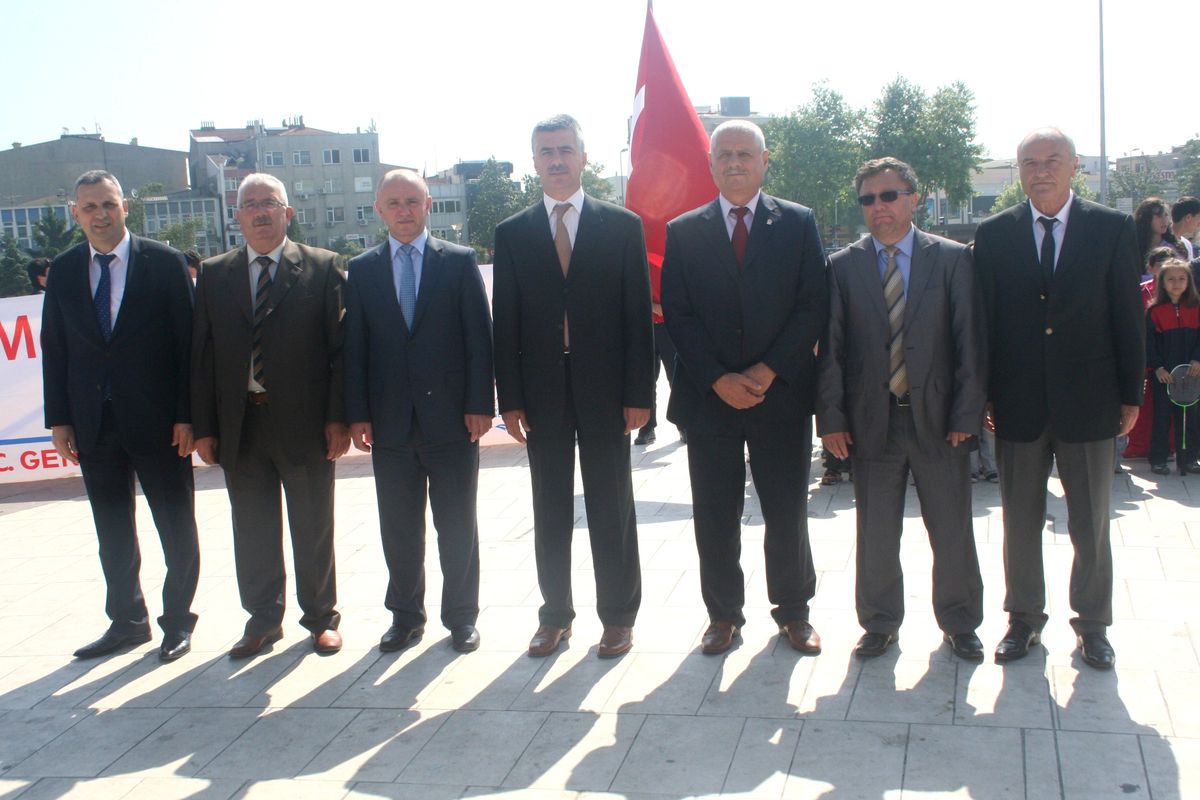 Sakarya'da Gençlik Haftası Etkinlikleri Başladı