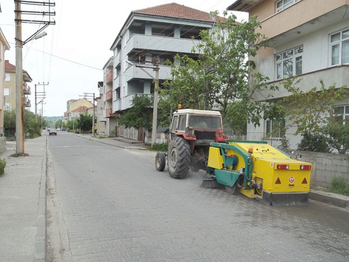 Saltukova Belediyesi Cadde ve Sokakları Temizliyor
