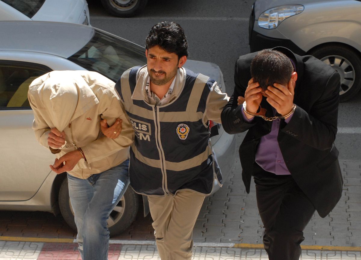 Samsun\'da Bin 4 Adet Sahte 100 Dolar Ele Geçildi