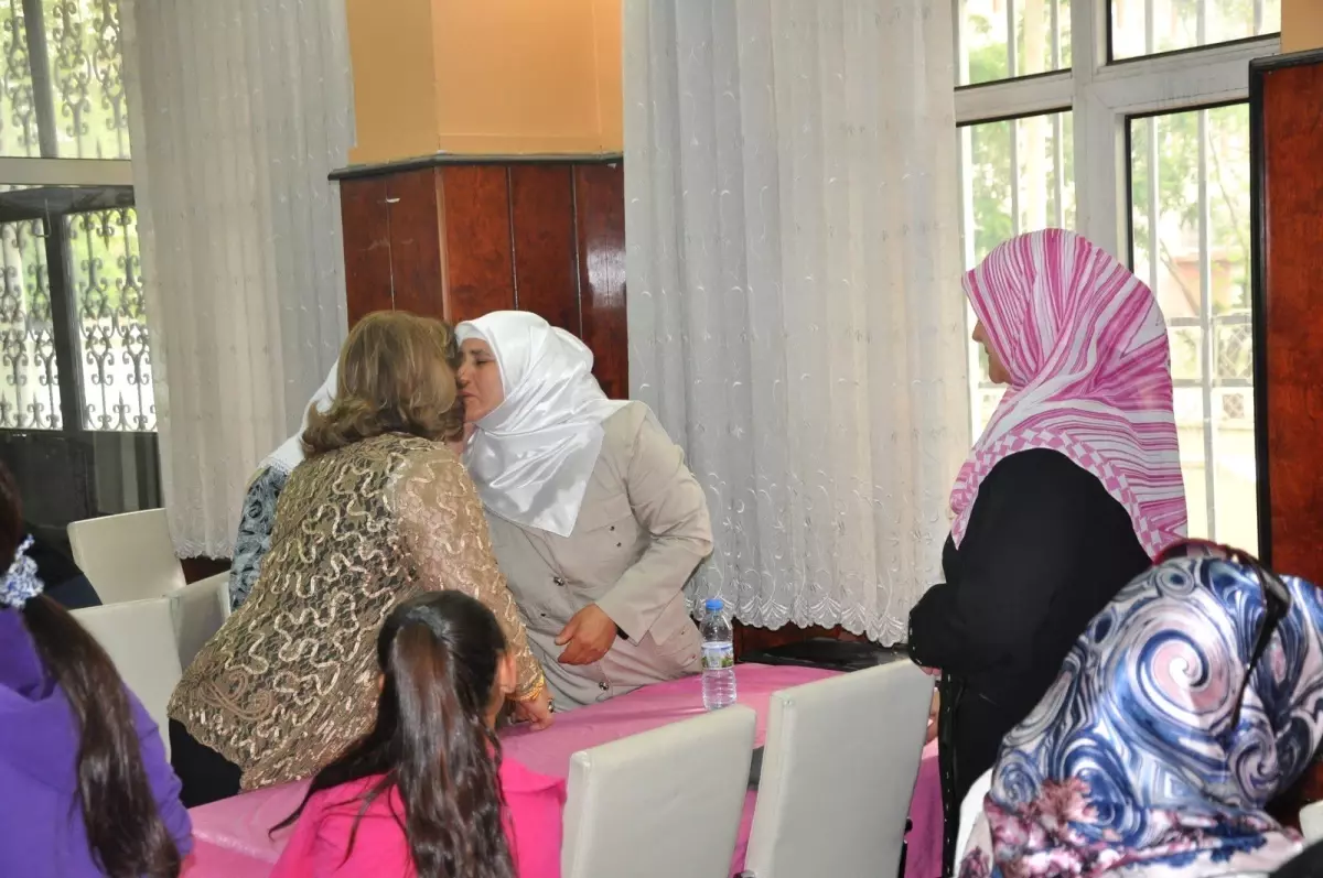 Siirt'te 'Anneler Günü' Kutlaması