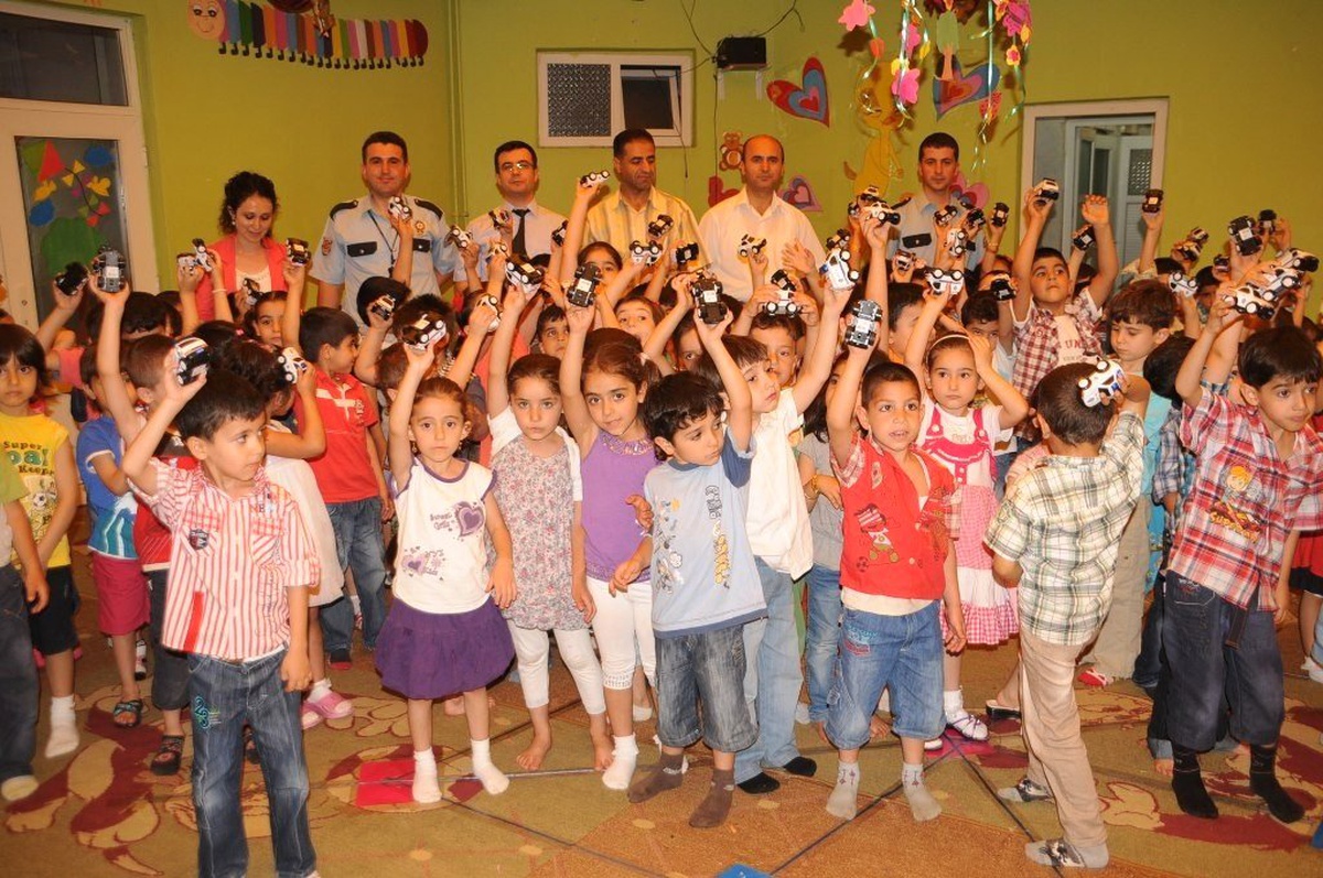 Trafik Polisi Ana Okulu Öğrencilerine 'Trafik Eğitimi' Verdi