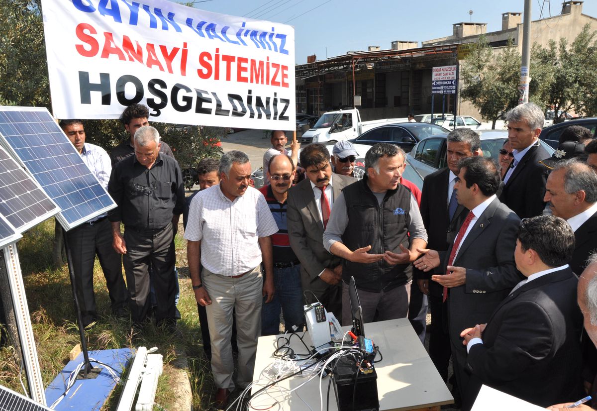 Vali Güzeloğlu Erdemli\'de