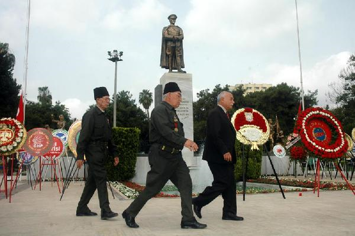 19 Mayıs'ta Atatürk Anıtına Tek Çelenk Konulacak