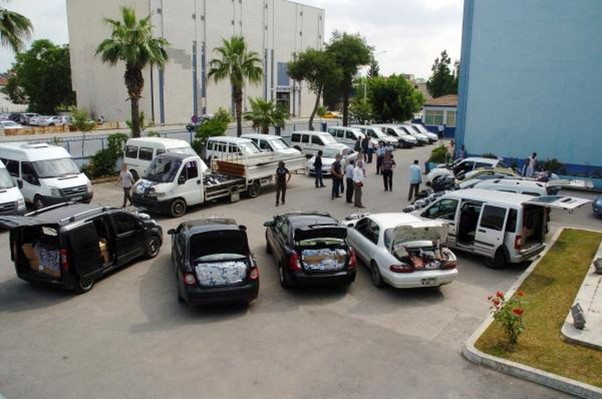 Adana'da 250 Kilo Esrar, 150 Bin Paket Sigara ve 150 Şişe İçki Ele Geçirildi