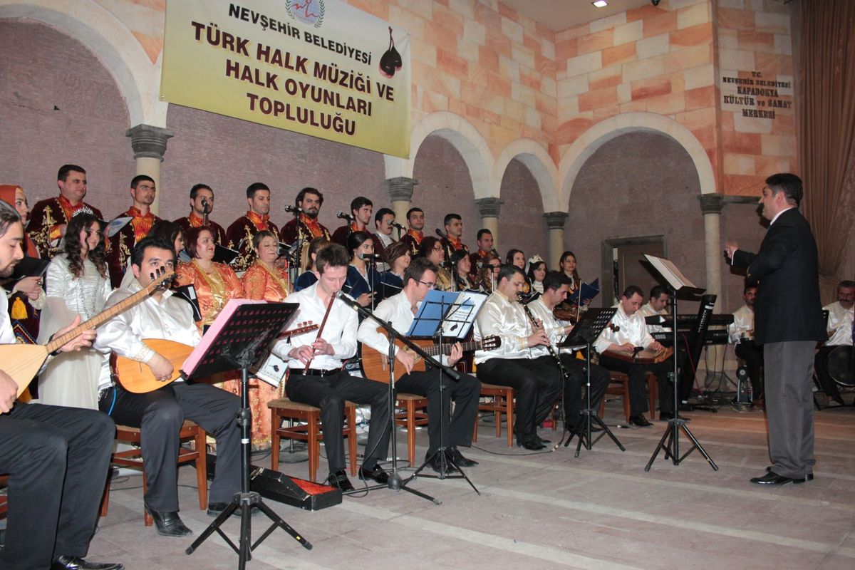 Aile Haftasında Türk Halk Müziği Konseri