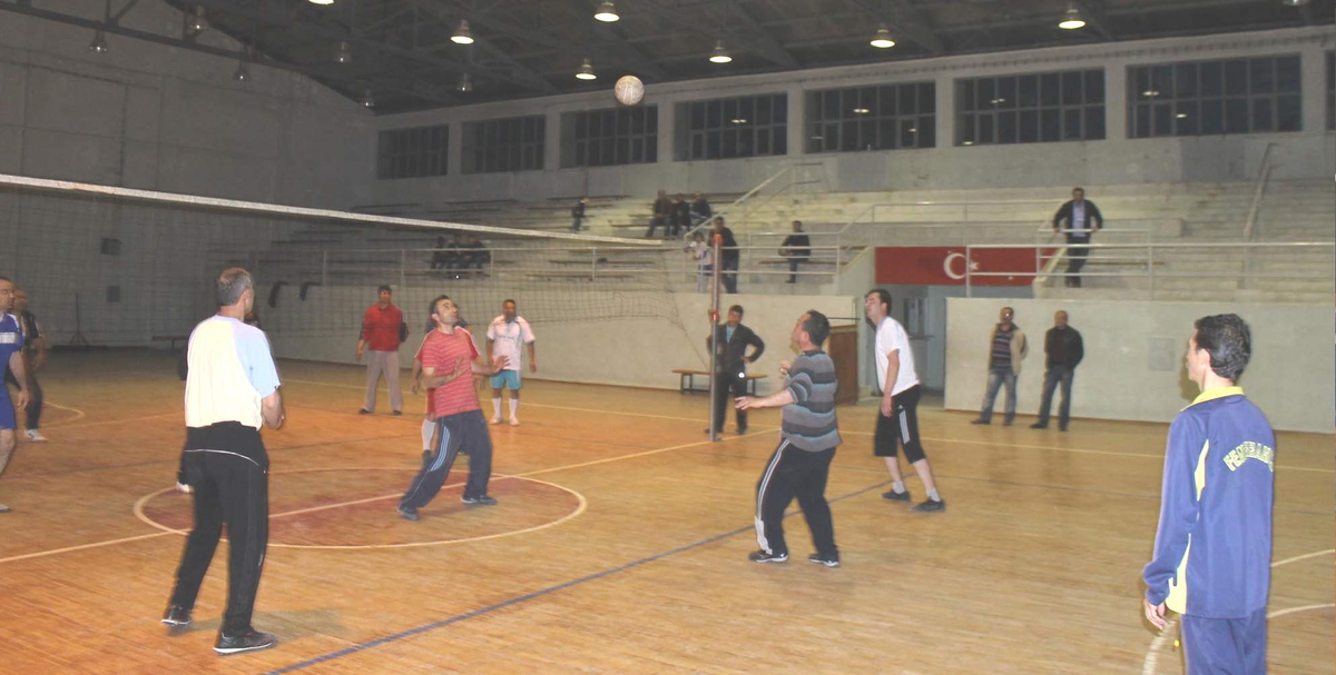 Akdağmadeni\'nde Kurumlar Arası Voleybol Turnuvası