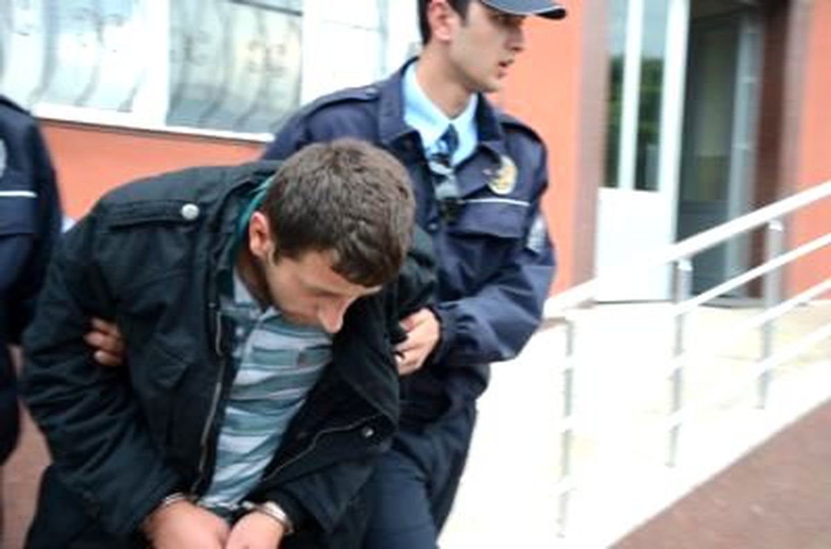 Annesini Darbeden Genç Tutuklandı
