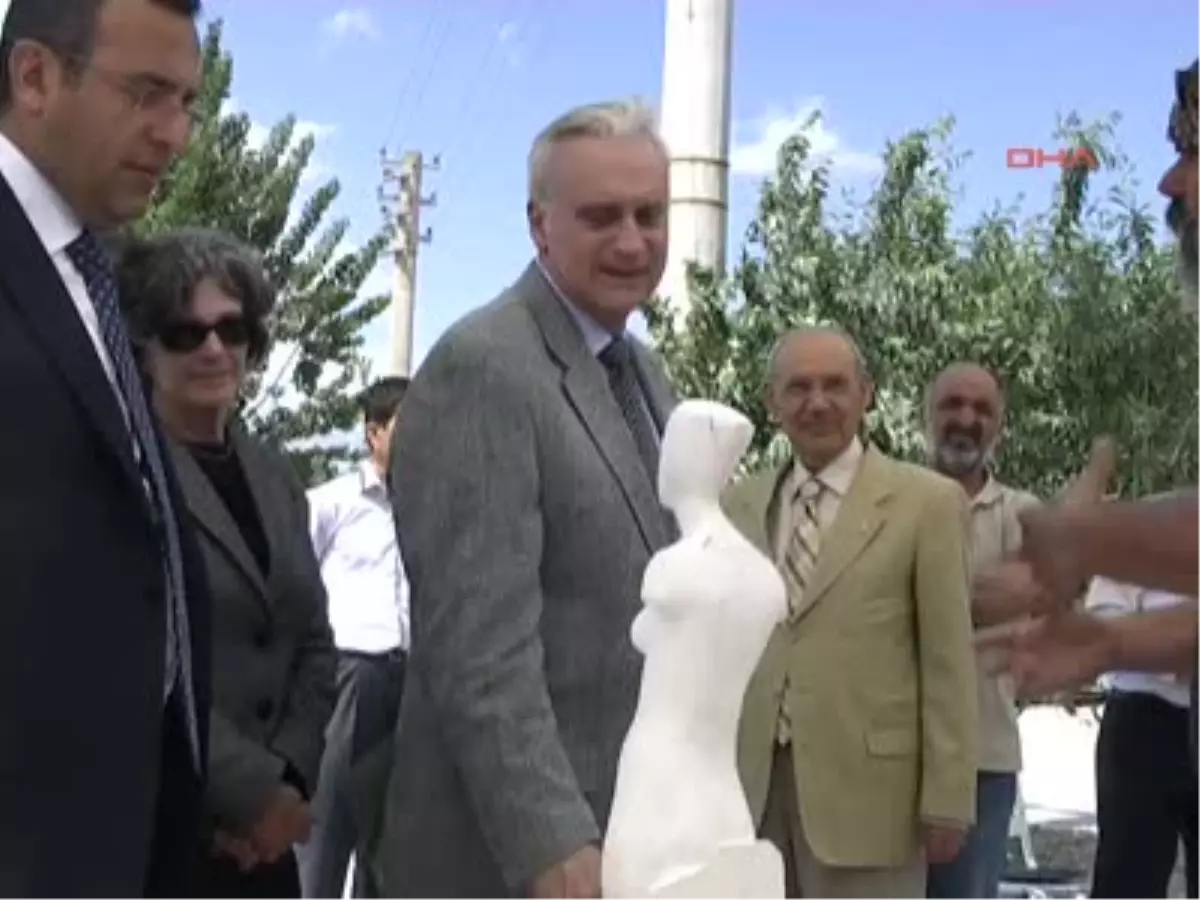 Antik Kente Hayran Kaldı