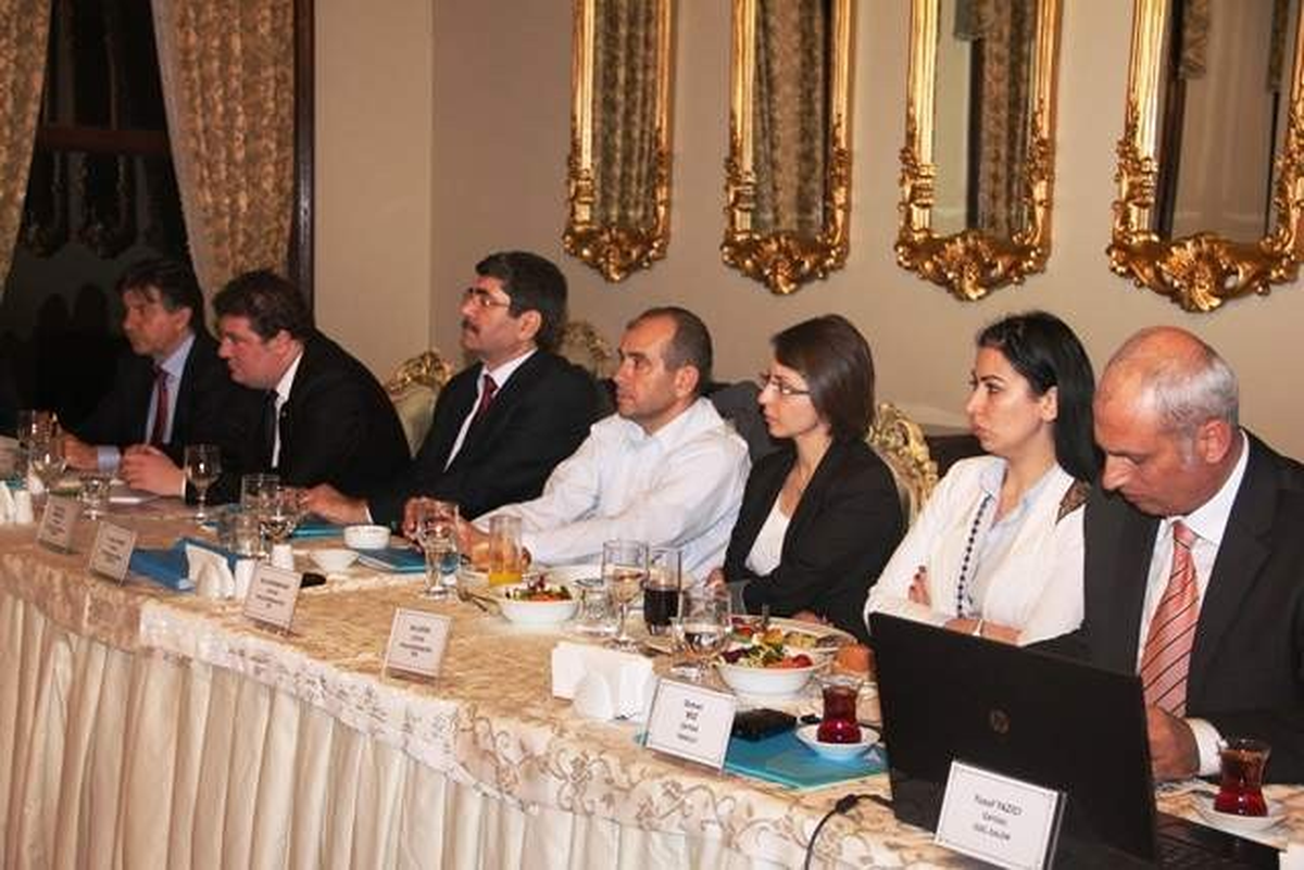 Atık Firmaları İzaydaş Öncülüğünde Dernekleşiyor