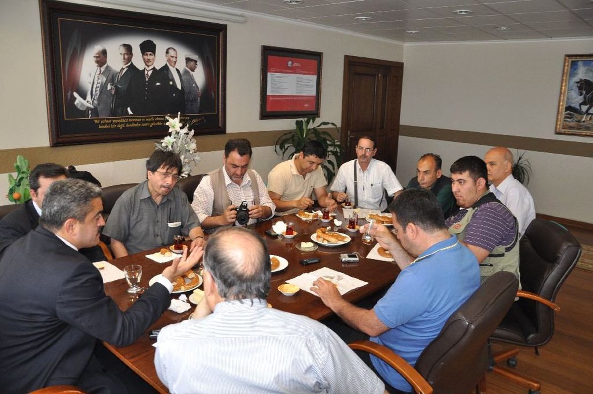 Başkan Alıcık Gazetecilerden Helallik İstedi