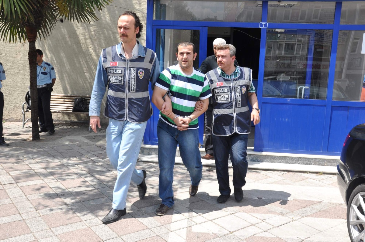 Bıçakla Yaralama Olayının Sanıkları Yakalandı