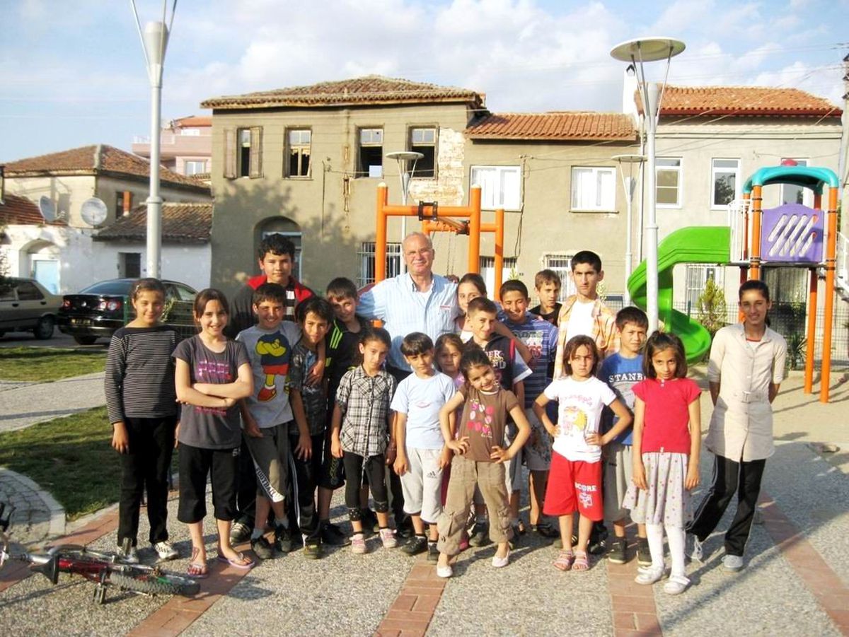Burhaniye\'de Parklar İlgi Gördü
