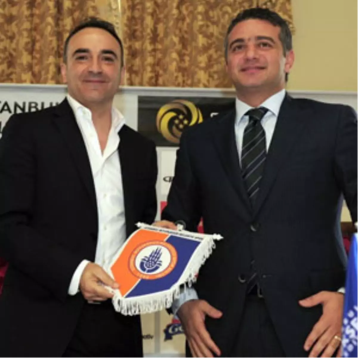 Carvalhal Resmen İstanbul Büyükşehir Belediyespor\'da