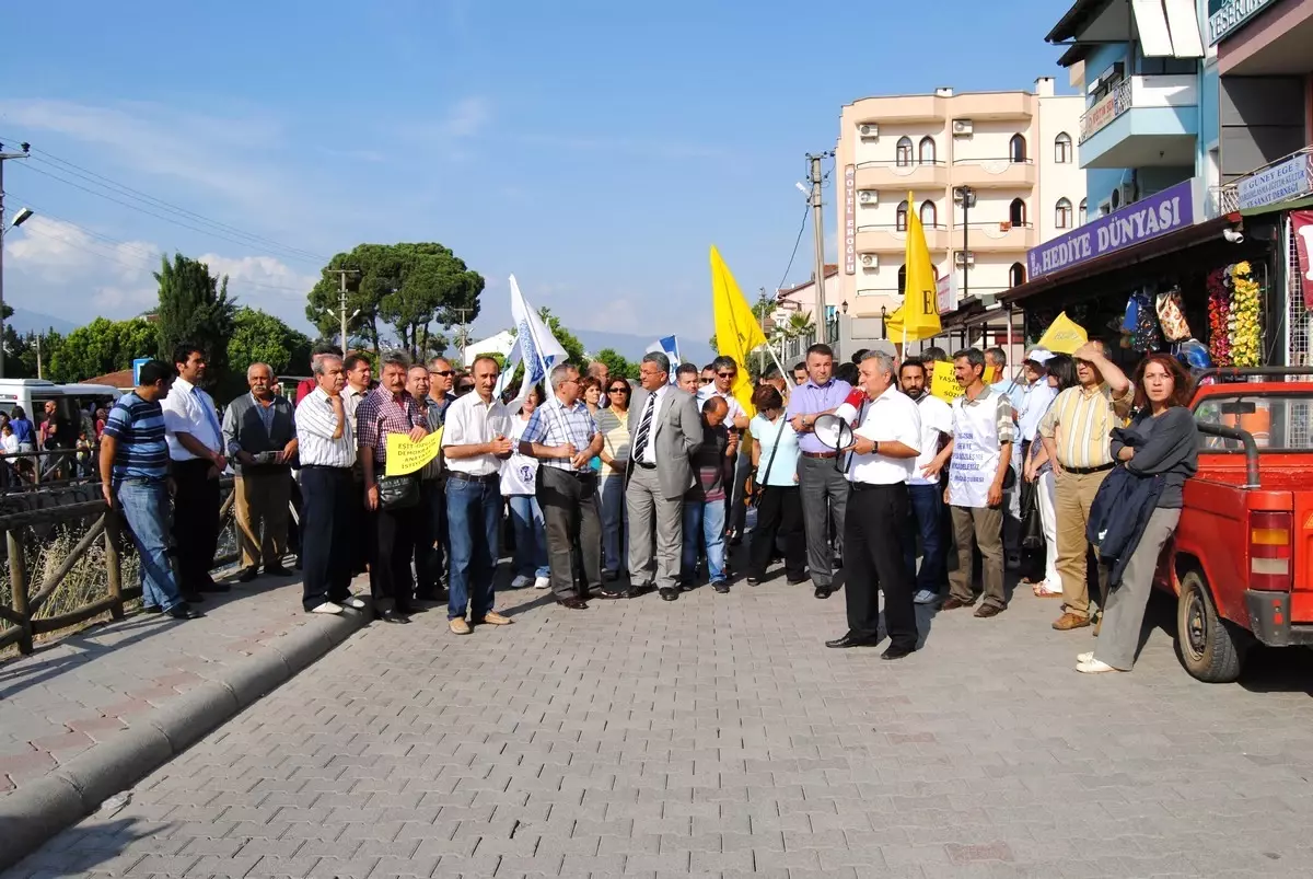 Eğitim-Sen Genel Başkanı Ünsal Yıldız Açıklaması