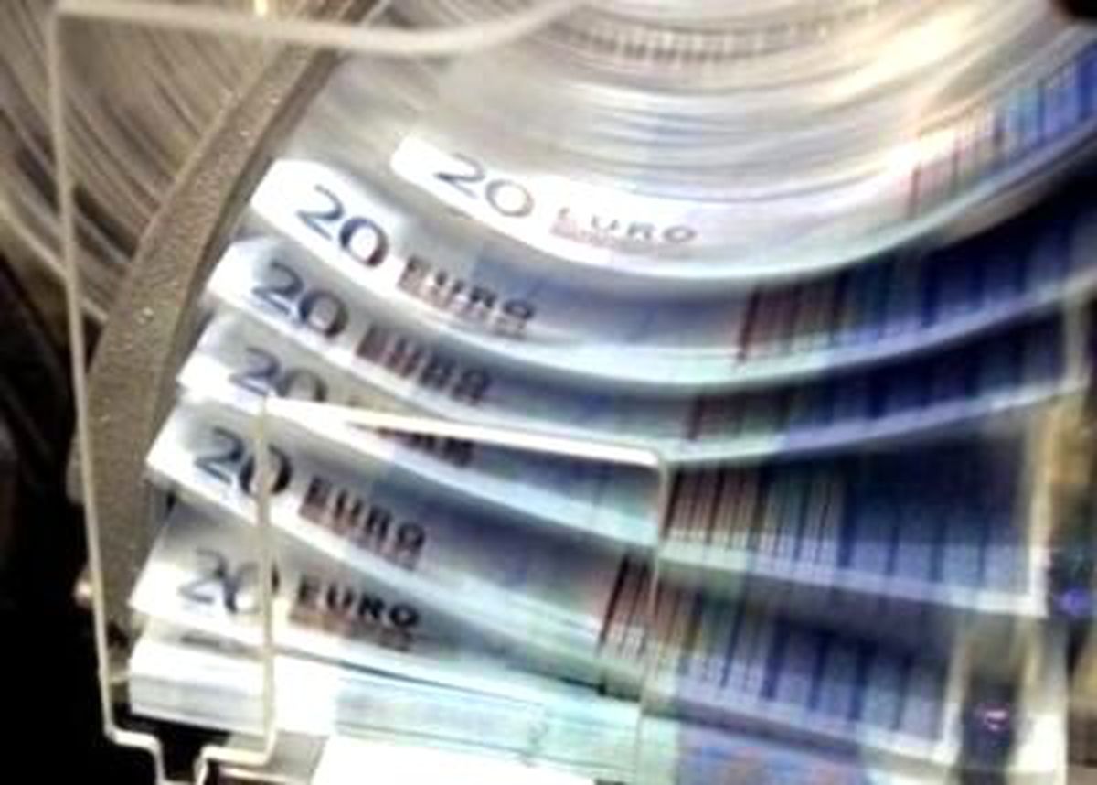 Euro Bölgesi\'nde Tüfe Yükseldi