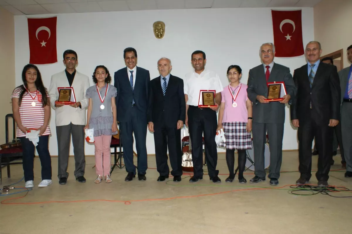 Fen Lisesi Öğrencileri, Matematik ve Fen Olimpiyatlarında Dereceye Girdi